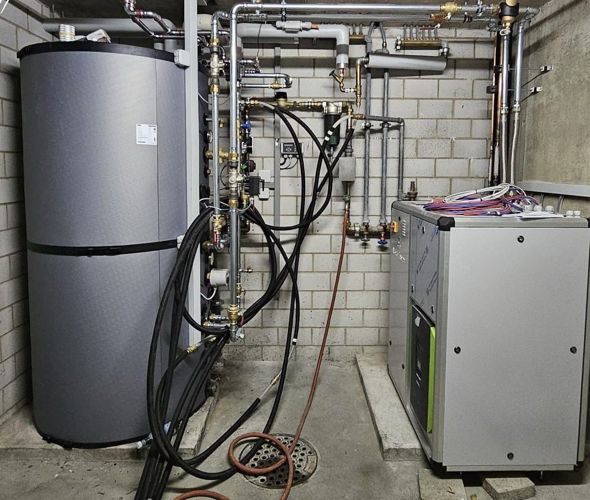 Heat pump and photovoltaics in one: integrated solution from Tiba AG 