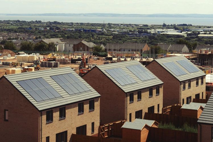 Cardiff, UK: Carbon-neutral family houses with ground source heat pumps