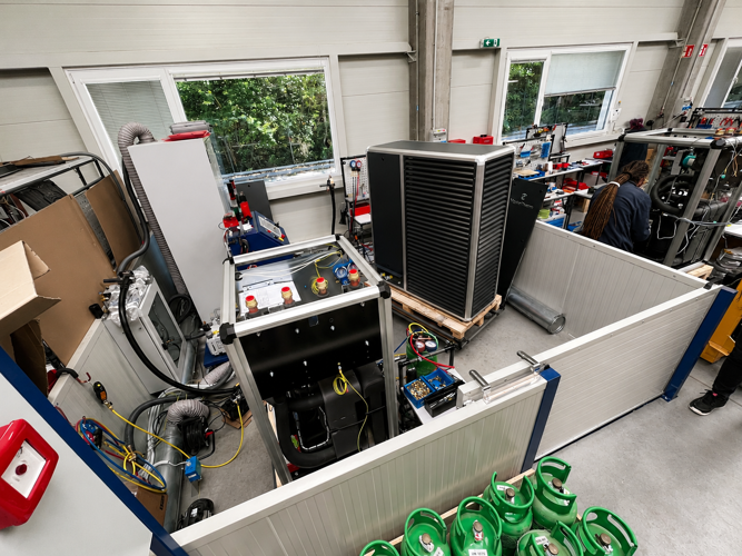 British designers and business partners visit Master Therm