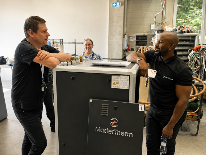 British designers and business partners visit Master Therm