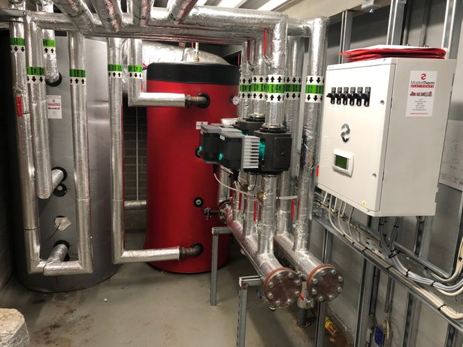 Public Swimming Pool - Heat pump system retrofit case study