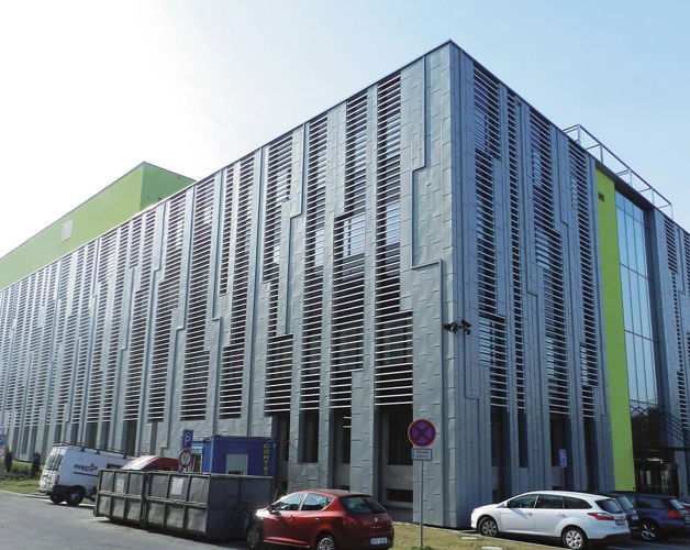 Ostrava, CZ: Cooling of supercomputer centrum IT4Innovations