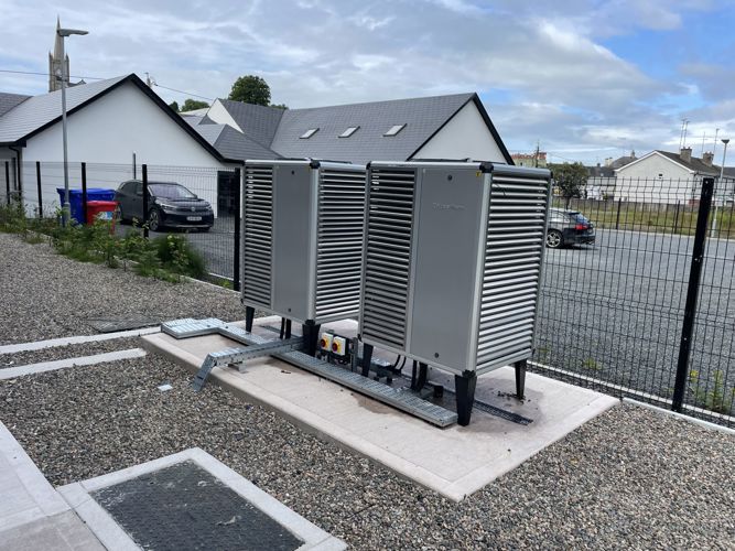 Clones primary care centre heat pump install