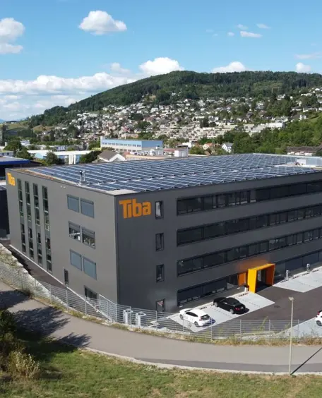 Liestal, CH: Master Therm Heat Pumps Power TIBA Headquarters